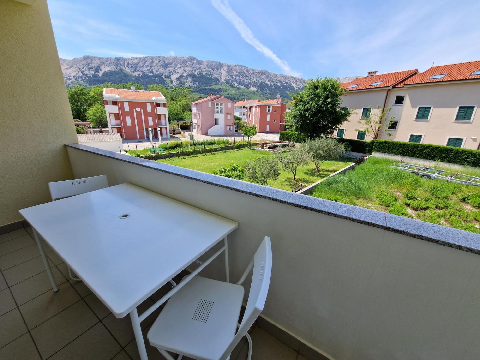 Apartments Josipa Башка Экстерьер фото