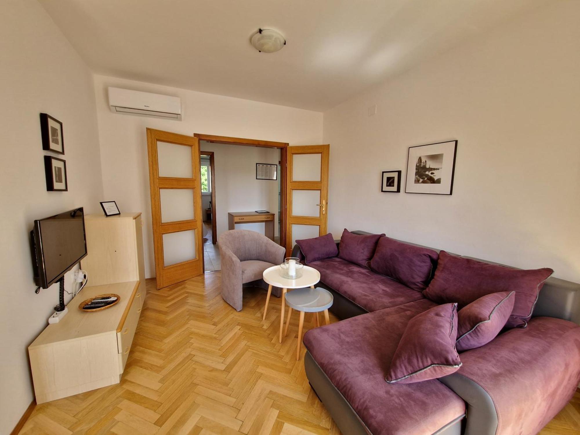 Apartments Josipa Башка Экстерьер фото